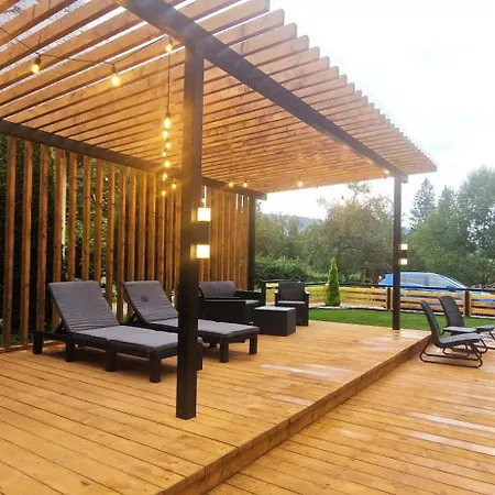 Complex Hyzhky ヤレムチャ