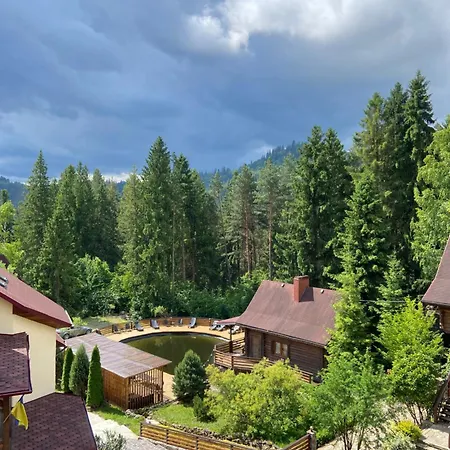 Complex Hyzhky ホテル *