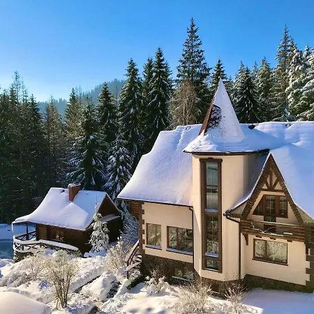 Complex Hyzhky ホテル *