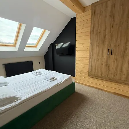 Complex Hyzhky Hotel